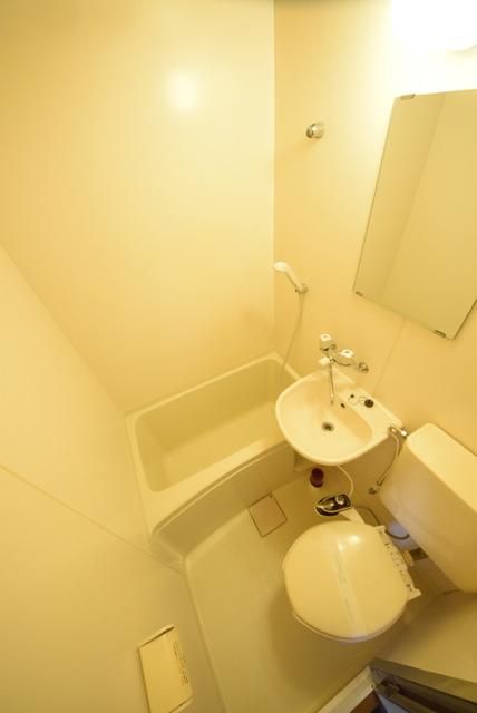 バス・シャワールーム　☆内見のご予約はタウンハウジング八王子店まで☆