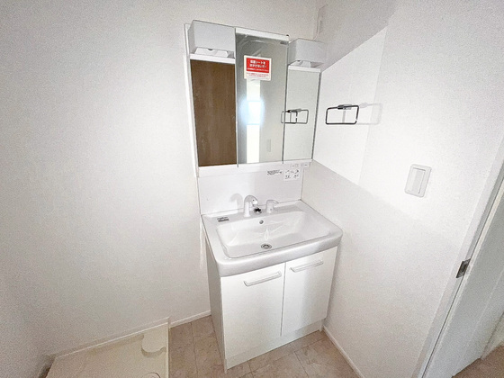 洗面設備　※別部屋の写真です