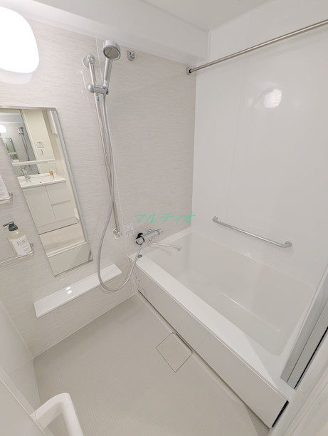 バス・シャワールーム　浴室