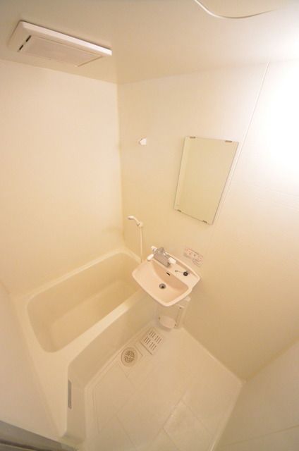 バス・シャワールーム　★お部屋探しは株式会社タウンハウジング東京まで★