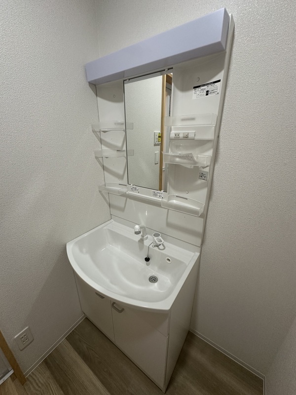 洗面設備　広い洗面スペース