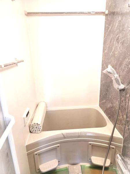 バス・シャワールーム　追い炊き機能付き