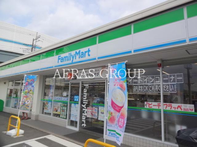 コンビニ　ファミリーマートさいたま松本店（コンビニ）まで522m