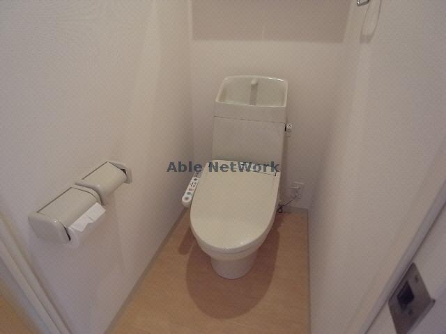 トイレ　＊同物件別部屋参照写真