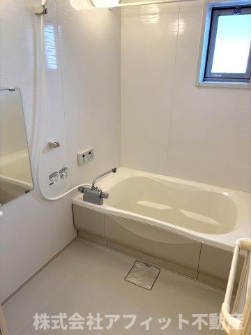 バス・シャワールーム　追い焚き機能付き