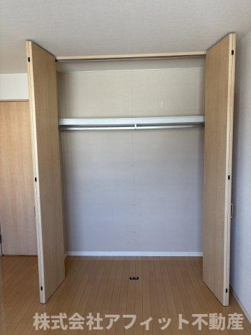 収納　クローゼット