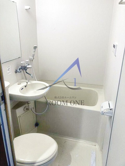 バス・シャワールーム　お風呂です。