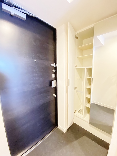 玄関　シューズＢＯＸ付玄関