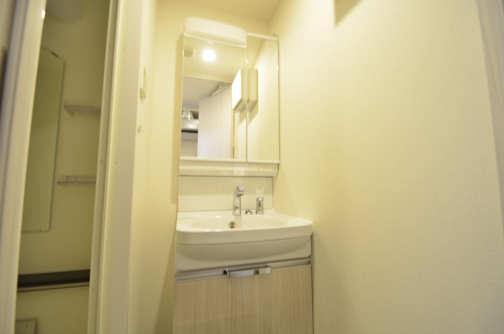 洗面設備　洗髪洗面化粧台