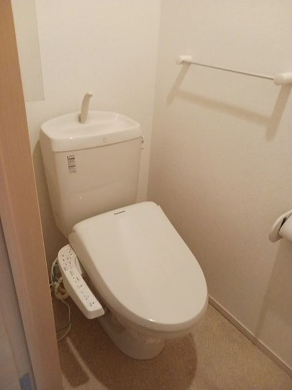 トイレ　図面と現状に相違がある場合には現状を優先
