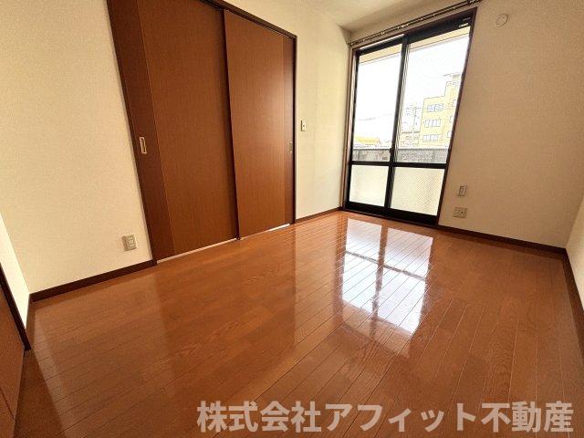 その他部屋・スペース　洋室5.3帖