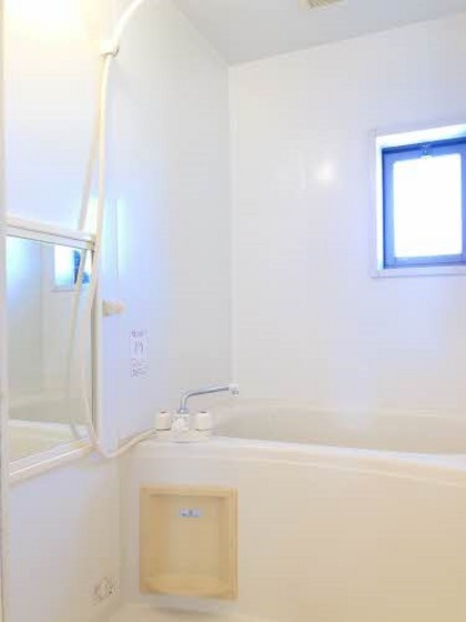 バス・シャワールーム　他号室のお写真です