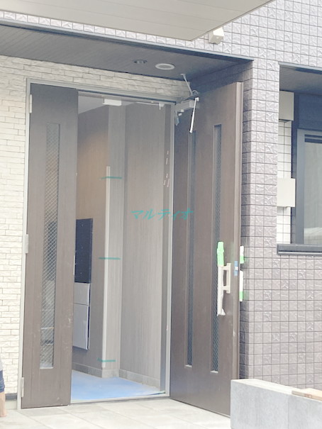 エントランス　エントランス