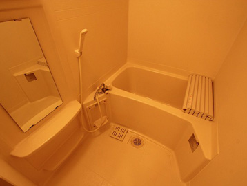 バス・シャワールーム　一日の疲れを癒してください