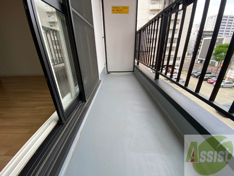 バルコニー　バルコニーです。洗濯物を干したり一息ついたりできますね！