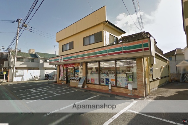 コンビニ　セブンイレブン（コンビニ）まで888m