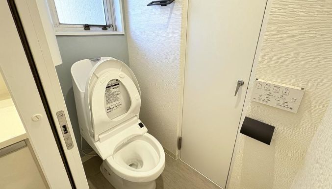 トイレ　コンパクトで使いやすいトイレです