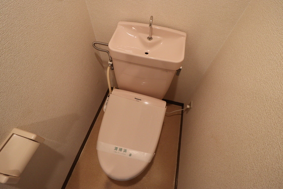 トイレ　※別の部屋の写真です。