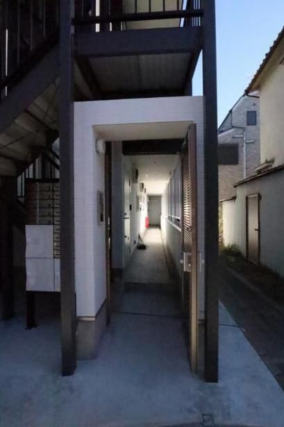 エントランス　エントランス