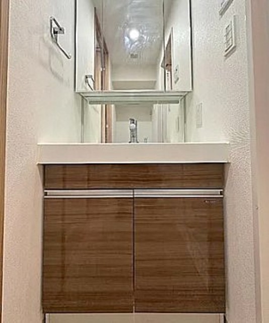 洗面設備　同仕様