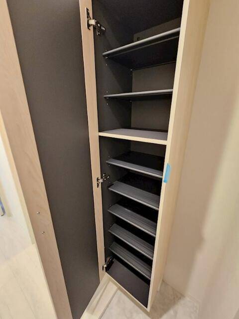 玄関　シューズボックス付き