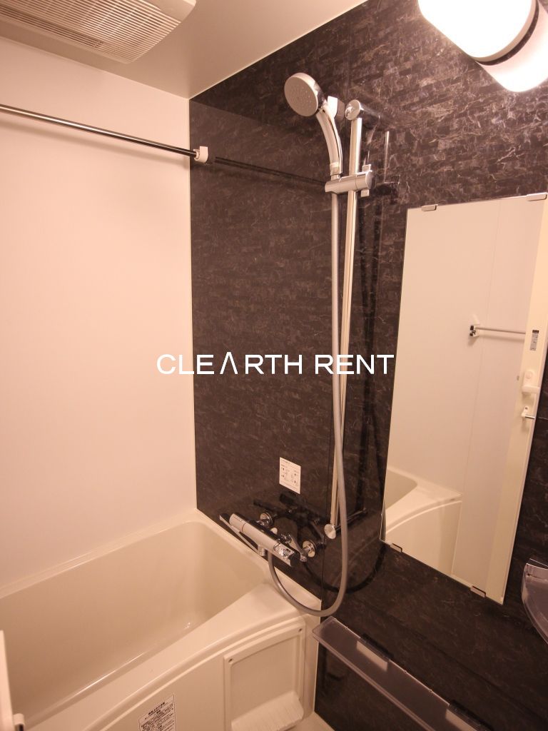 バス・シャワールーム　同タイプ別住戸写真となります。現況と異なる場合がございます。