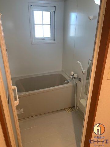 バス・シャワールーム　お風呂で日々の疲れを落としましょう