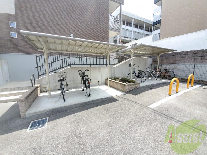 その他　駐輪場です。