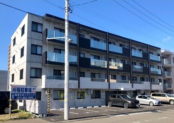 建物外観　都市ガス・Ｗｉ－Ｆｉ付ネット無料採用のマンションです♪