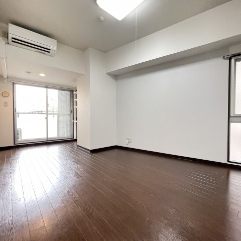 居室・リビング　同仕様タイプです