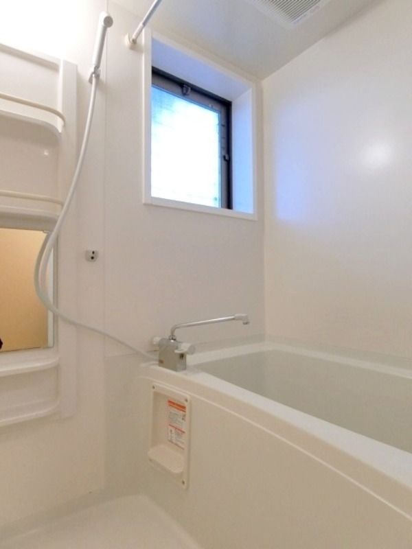 バス・シャワールーム　図面と現状に相違がある場合には現状を優先