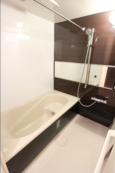 バス・シャワールーム　バスルーム