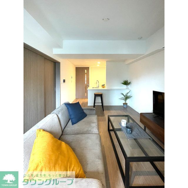 居室・リビング　家具・家電の備え付けはありません