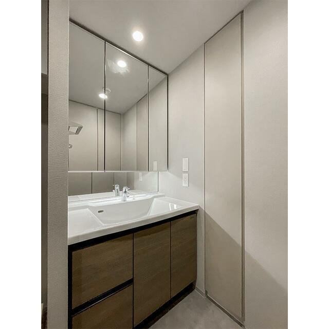 洗面設備　※同仕様写真含む