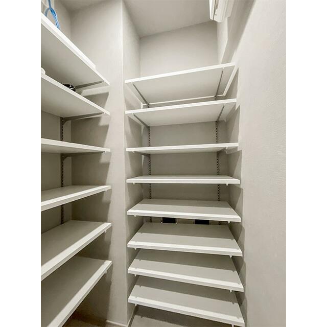 収納　※同仕様写真含む