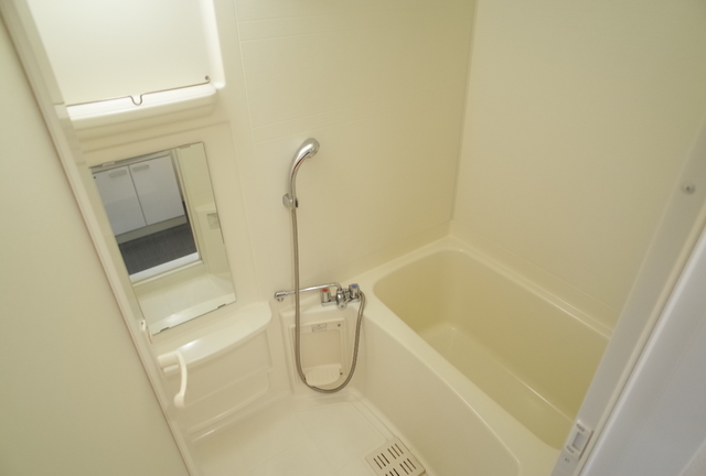 バス・シャワールーム　浴室暖房乾燥機付き