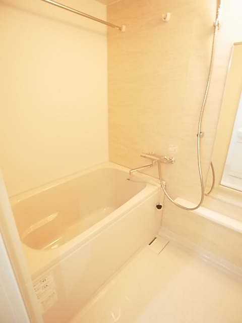 バス・シャワールーム　バスルーム