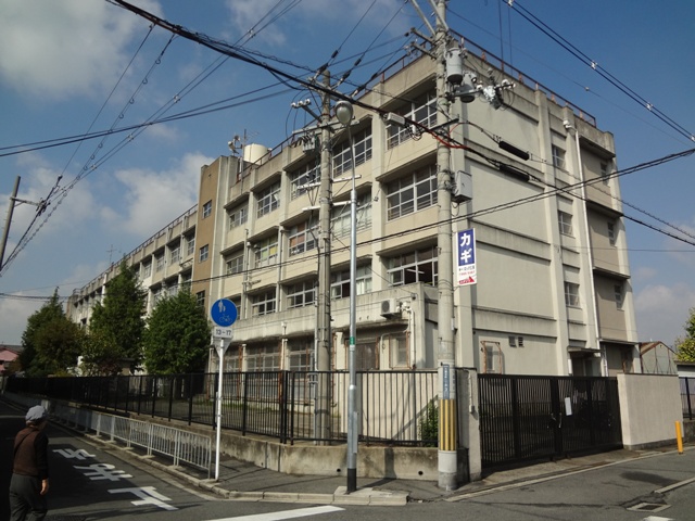 小学校　花園北小学校（小学校）まで562m