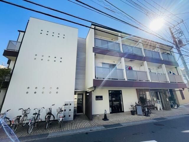 建物外観　鉄骨造マンションタイプのご紹介です♪