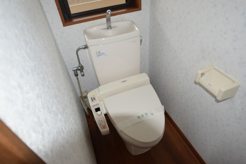 トイレ　別部屋参考