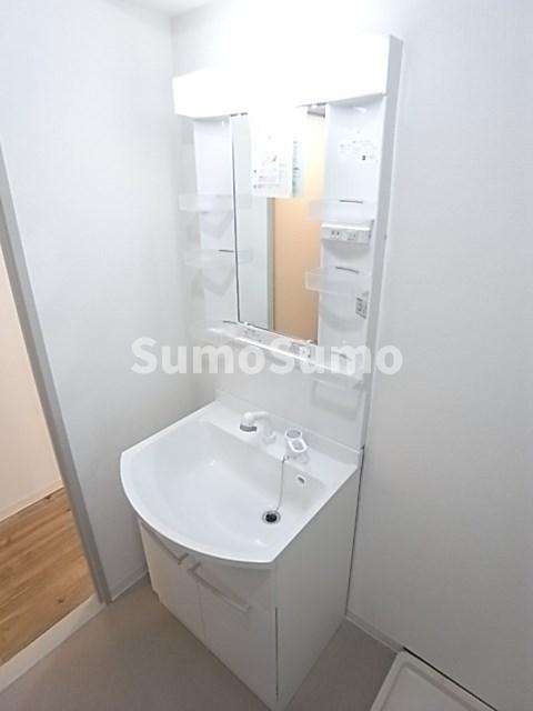 洗面設備　忙しい朝には欠かせない洗面所です