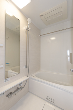 バス・シャワールーム　バス※別部屋参考写真