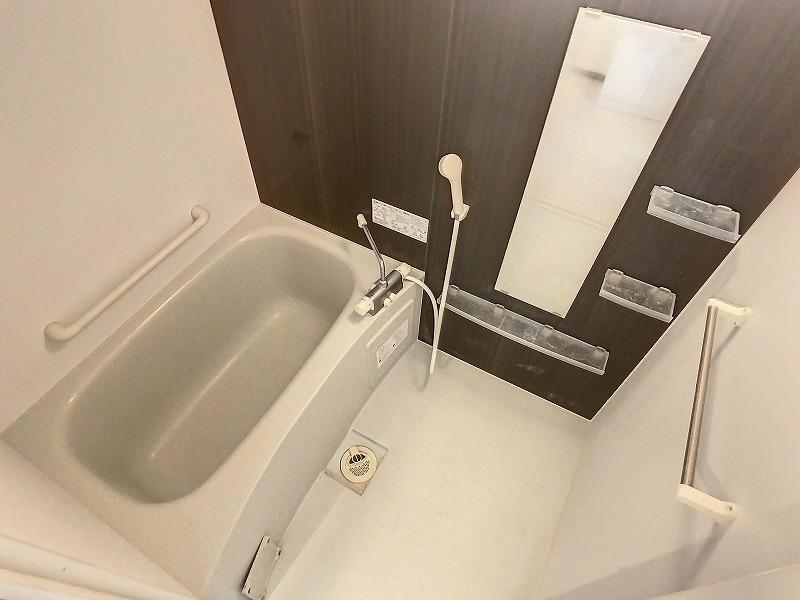 バス・シャワールーム　浴室