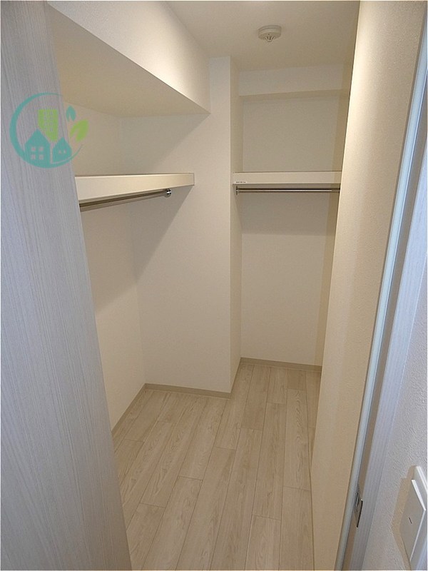 収納　ソレイユ摩耶（ネット無料、レディースマンション）