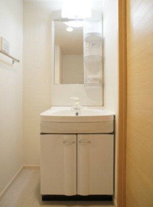 洗面設備　広い洗面スペース