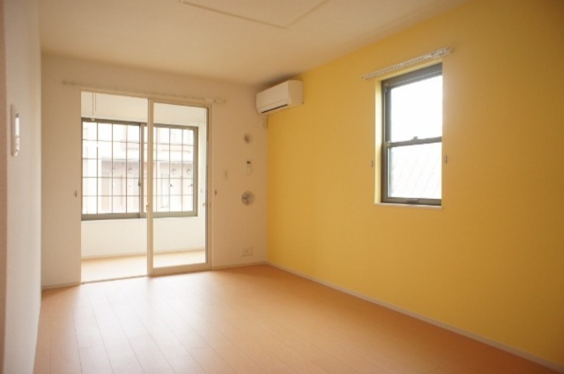 居室・リビング　図面と現状に相違がある場合には現状を優先