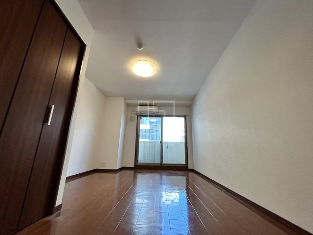 居室・リビング　プルミエール南本町　洋室