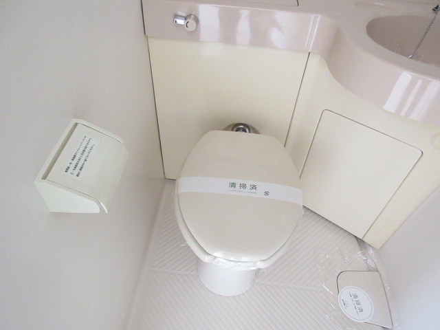 トイレ　清潔感のあるトイレです