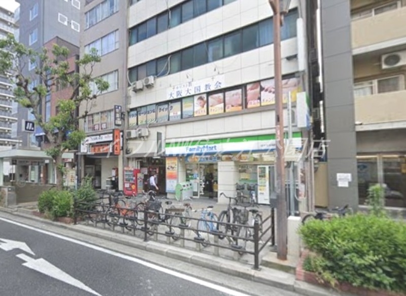 コンビニ　ファミリーマートMYS大国町駅前店（コンビニ）まで143m
