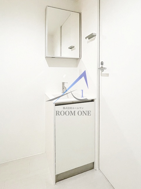 洗面設備　独立洗面台です。